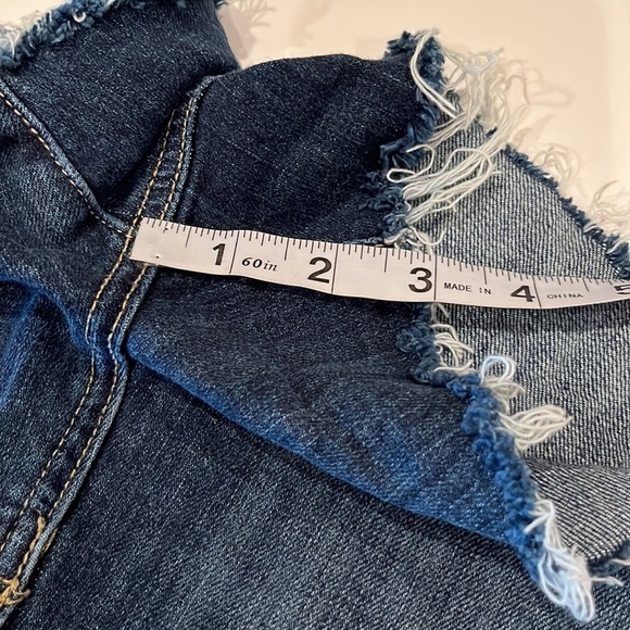 Paige High Rise Shorts Size 25 - Picture 8 of 16